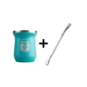 Mate térmico de la Selección Argentina de acero inoxidable con escudo de AFA y bombilla sobre fondo neutro.